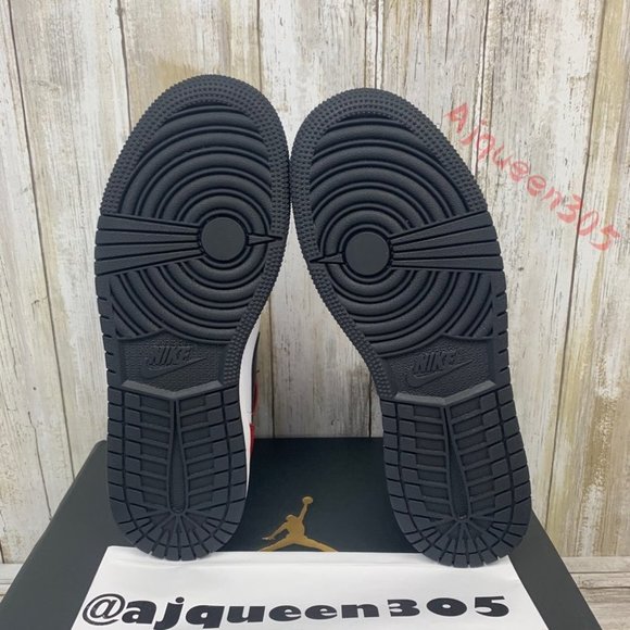 Air Jordan 1 Mid Chicago Toe GS - Picture 6 of 6